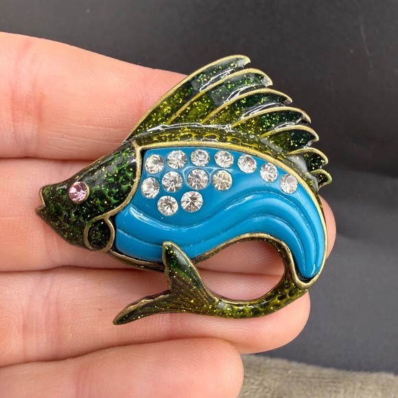 Estate Jewelry - Vintage Fish Brooch Gold Tone Enamel Rhinestone Blue Green